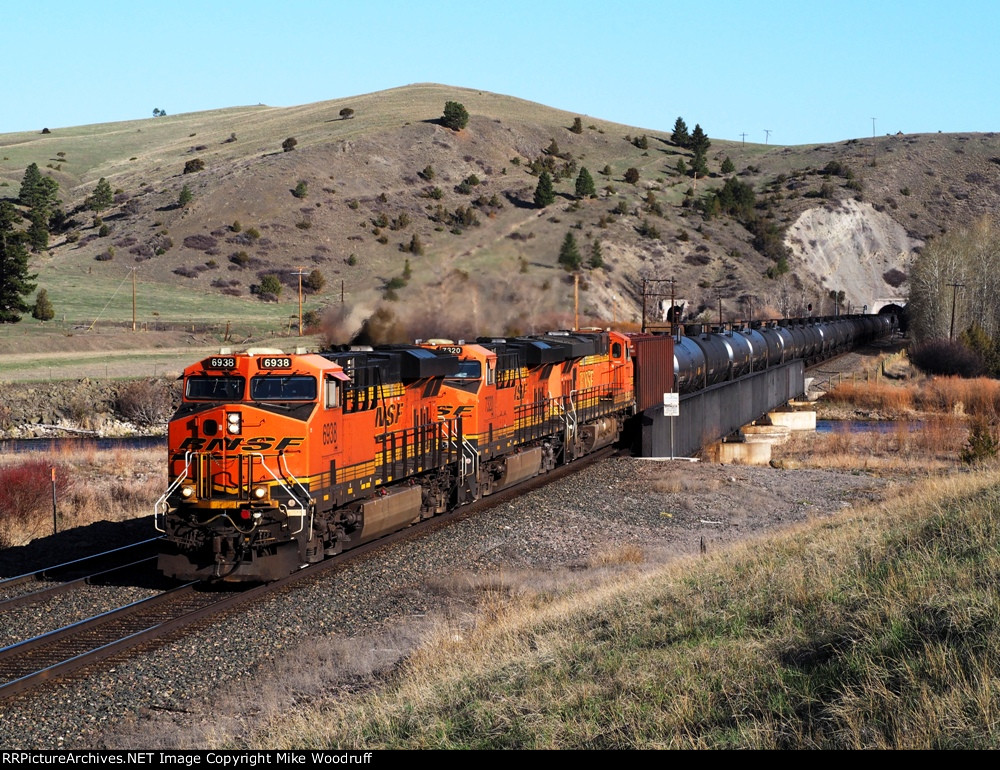 BNSF 6938